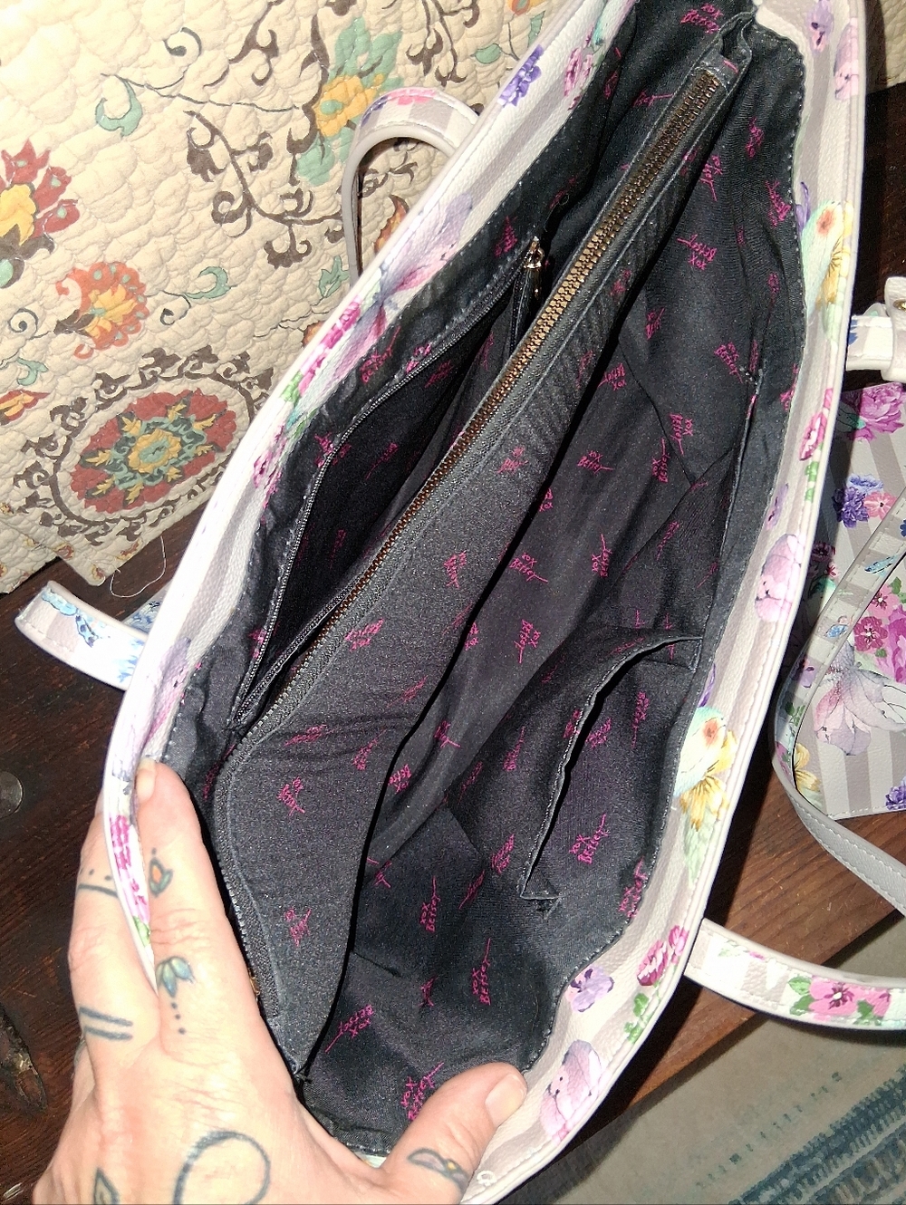 Betsey Johnson Grey Embossed Tote - Picture 2 of 9